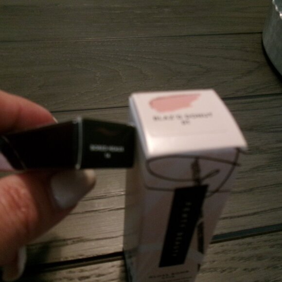 FENTY BEAUTY BUNDLE LIP LINER IN BORED HEAUX & GLOSS BOMB STIX BLAZ'D DONUT - Picture 7 of 8